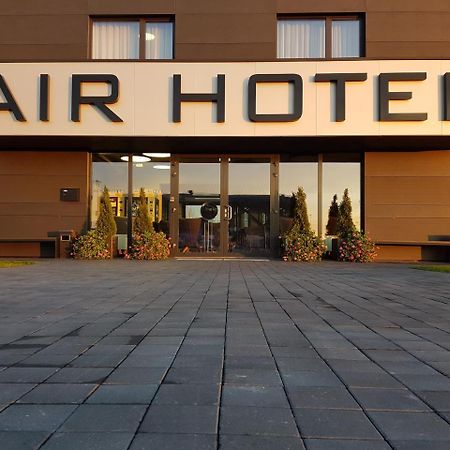 Air Hotel Karmėlava Eksteriør billede